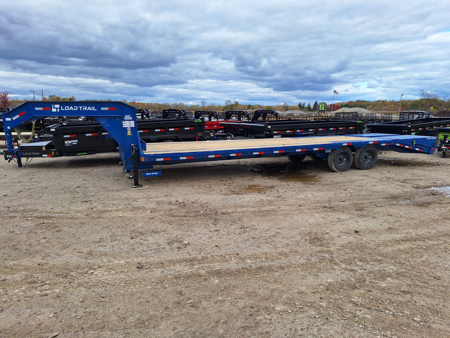 New 2026 Load Trail 102x30' 16K Deck Over Low Pro Gooseneck Trailer