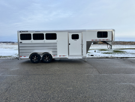 New 2026 Cimarron 3H Northstar R.T.G. GN Horse Trailer