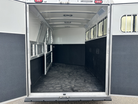 New 2026 Cimarron 3H Northstar R.T.G. GN Horse Trailer