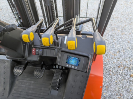 New 2025 Viper FY30F Forklifts
