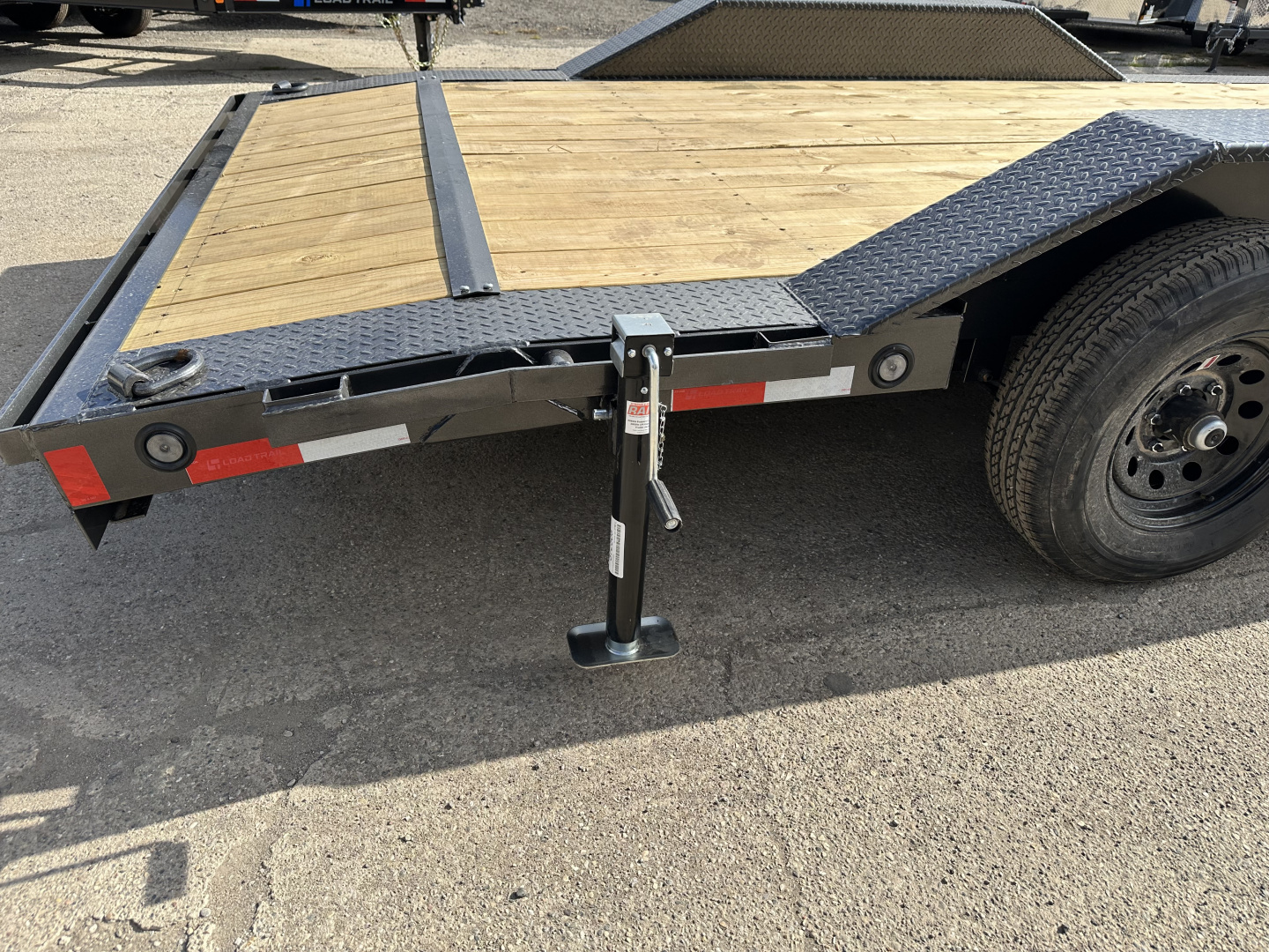 New YEAR END SALE !!! ALL NEW 2026 Load Trail 102x20 Tandem Axle w/Drive Over Fenders 10k Car Hauler