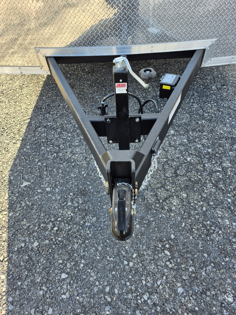 New 2026 Sure-Trac 8.5 X 22 LANDSCAPE PRO 10K Cargo / Enclosed Trailer