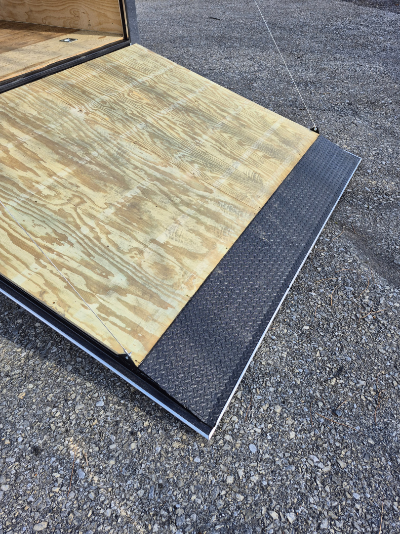 New 2026 Sure-Trac 8.5 X 22 LANDSCAPE PRO 10K Cargo / Enclosed Trailer