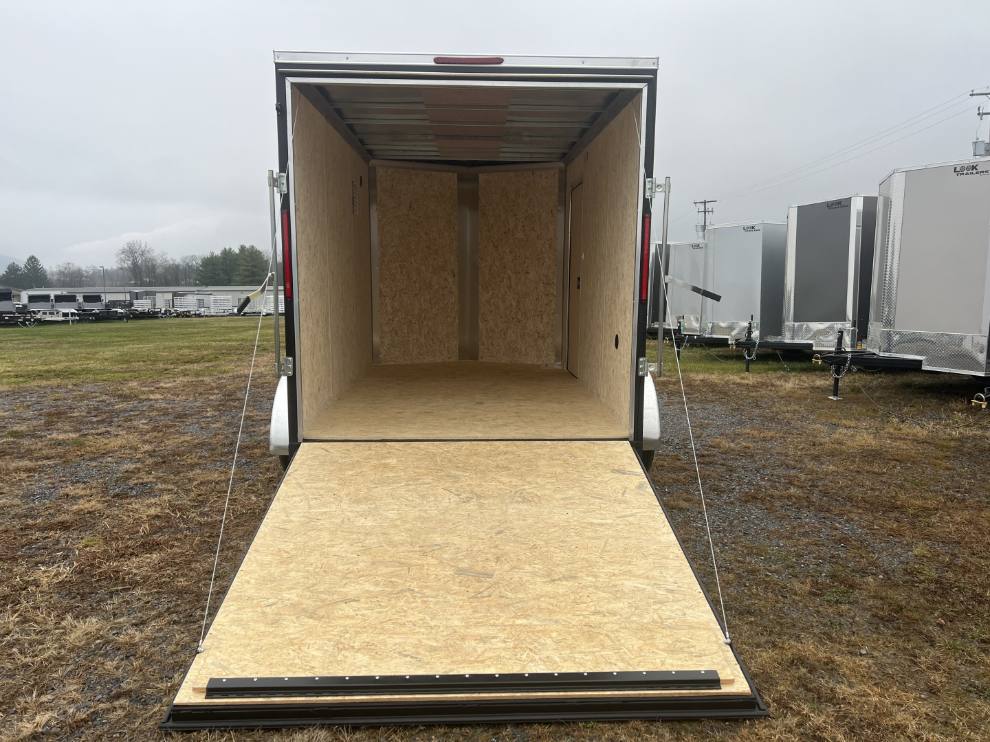New 2026 Look Trailers 7x12 7K RAMP DOOR ST DLX Cargo / Enclosed Trailer