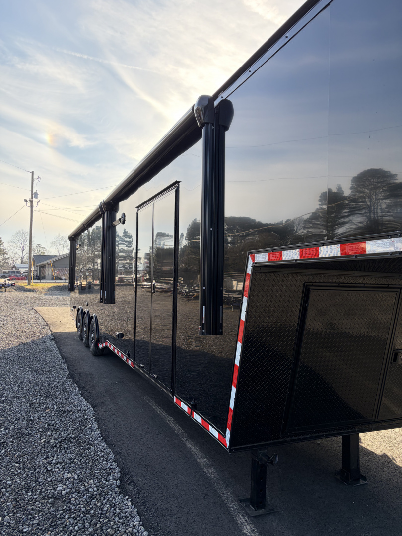New 2026 Haulmark 44 Gooseneck Bathroom Race Trailer, Polycor, Insulated, Air Prep, A/C, Awnings, Race Ready