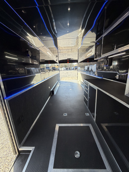 New 2026 Haulmark 44 Gooseneck Bathroom Race Trailer, Polycor, Insulated, Air Prep, A/C, Awnings, Race Ready