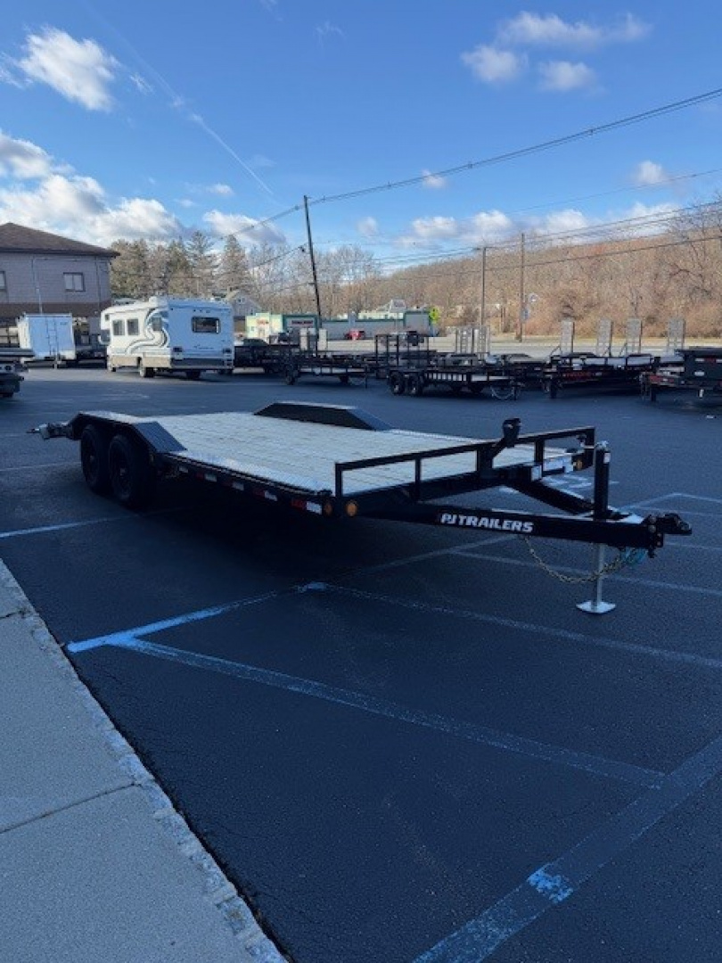 New 2026 PJ Trailers B5202 Car Hauler