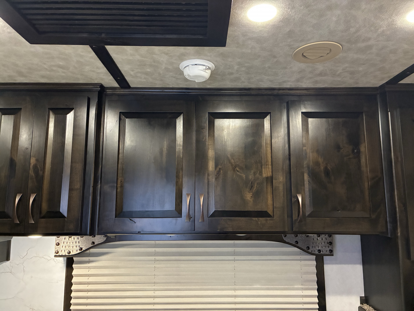 New 2026 Cimarron Trailers 3 Horse 10' 8" Trail Boss Conversions Living Quarters Horse Trailer