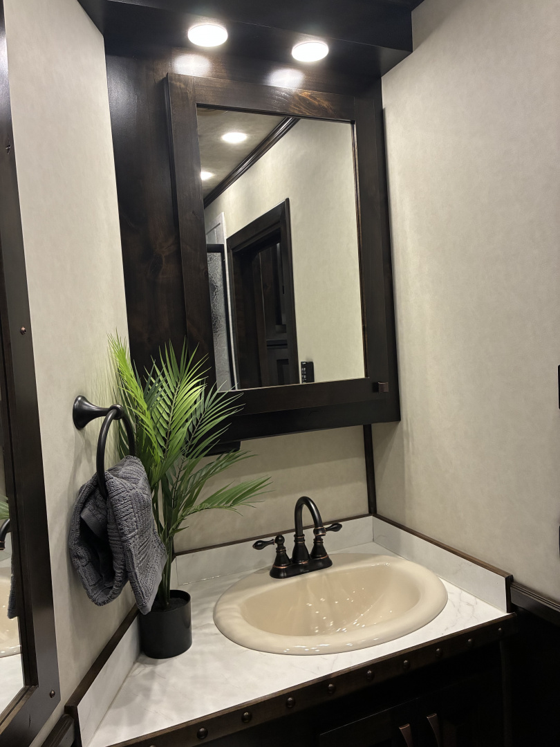 New 2026 Cimarron Trailers 3 Horse 10' 8" Trail Boss Conversions Living Quarters Horse Trailer