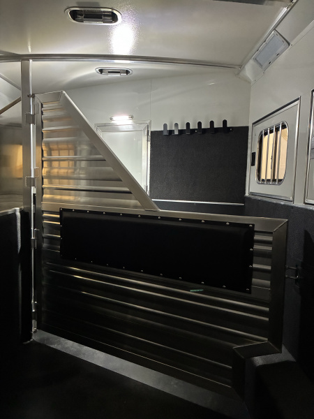 New 2026 Cimarron Trailers 3 Horse 10' 8" Trail Boss Conversions Living Quarters Horse Trailer