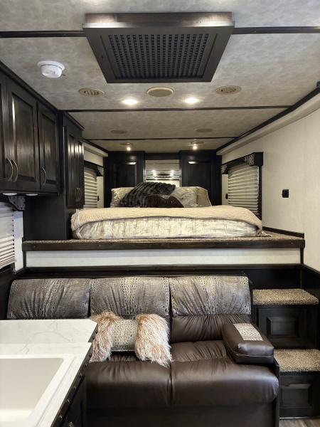 New 2026 Cimarron Trailers 3 Horse 10' 8" Trail Boss Conversions Living Quarters Horse Trailer