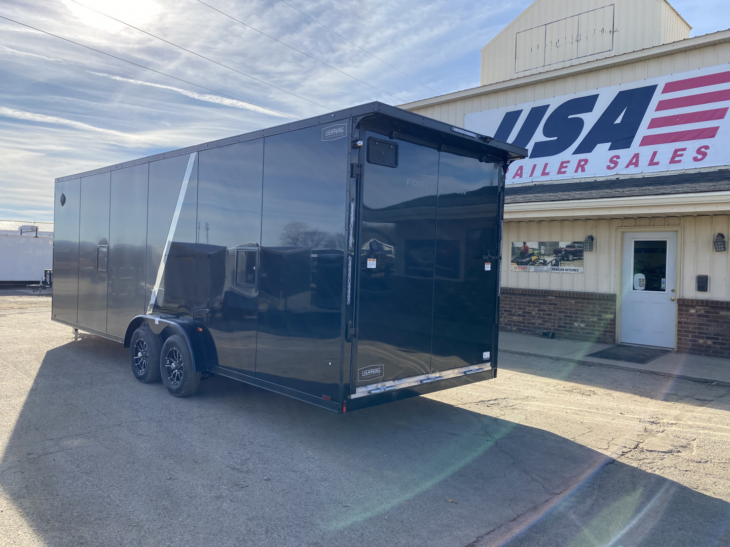 New 2026 Lightning Trailers 7.5X29 7K Radar Package Snowmobile Trailer