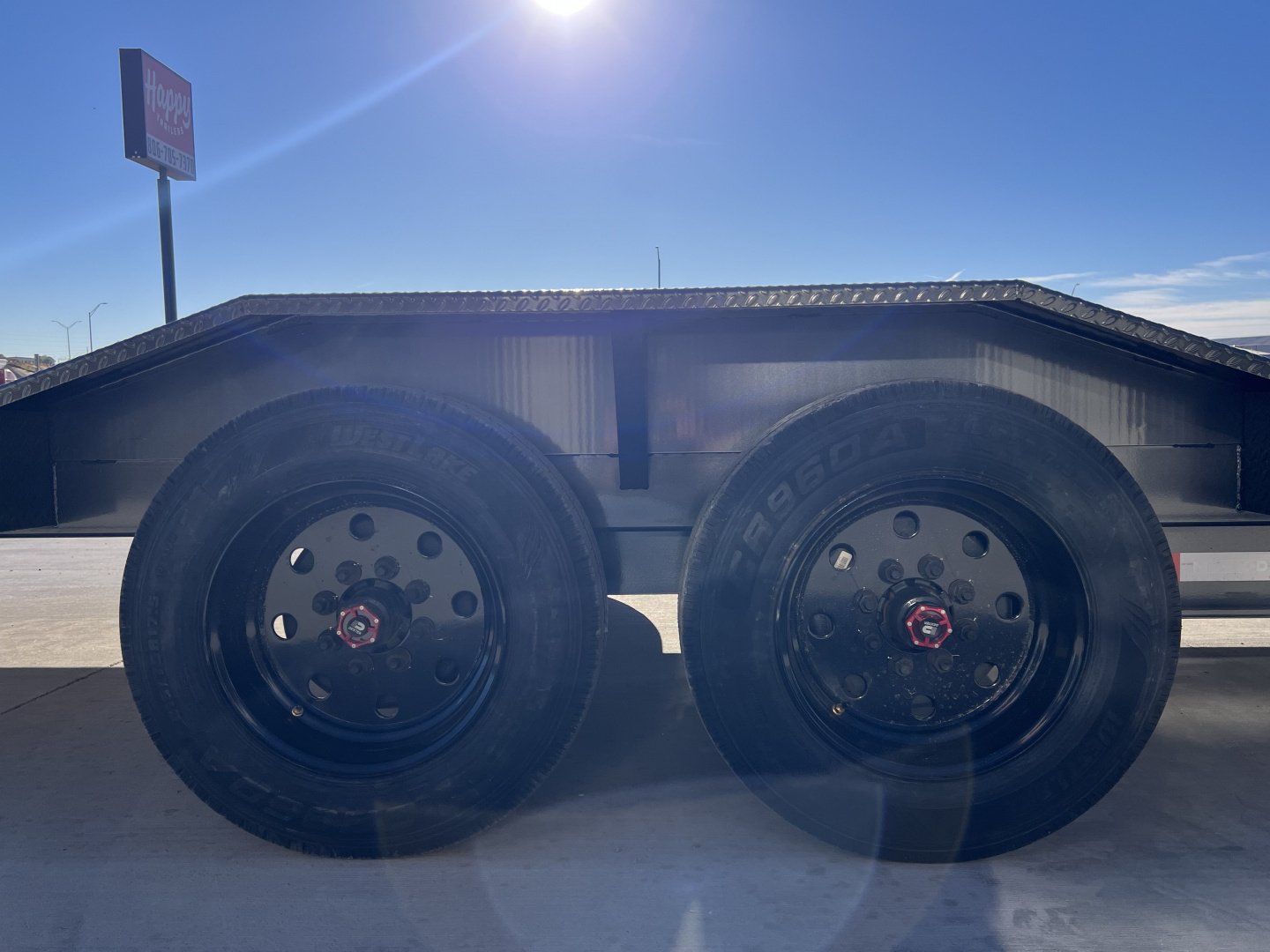 New 2026 MAXX-D 102”x24’ BP HD Channel Power Tilt – T8X