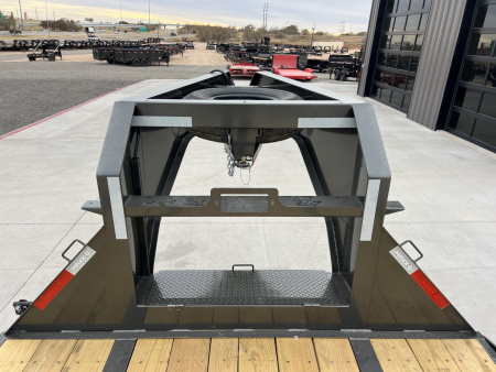 New 2026 MAXX-D 102”x32’ Gooseneck Hydraulic Dovetail Flatbed w/ Duals – YDX