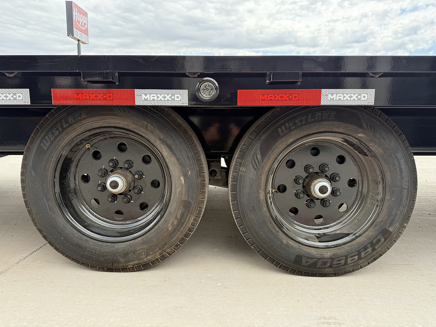 New 2026 MAXX-D 102”x24’ BP Deckover Flatbed – DOX