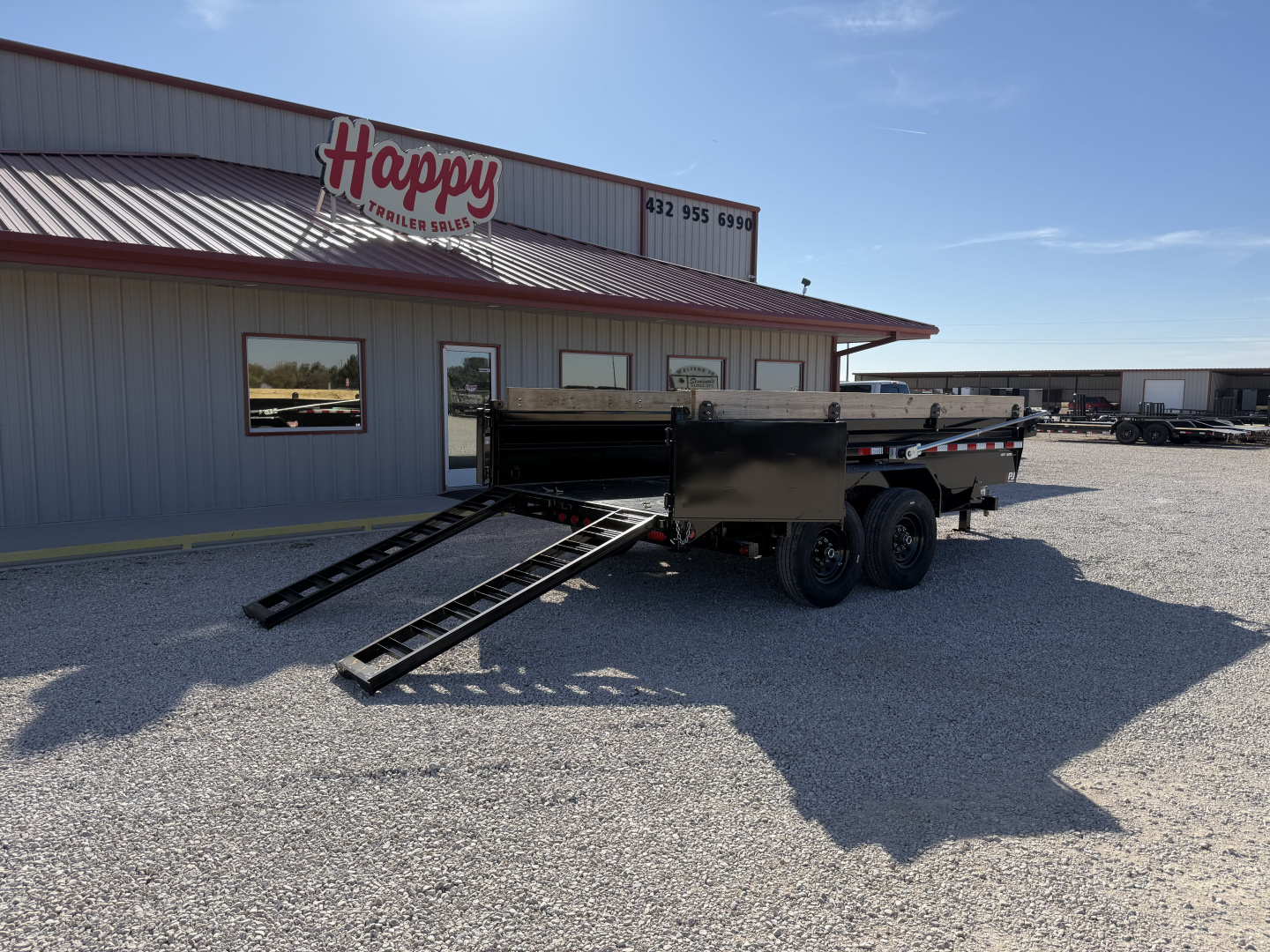 New 2026 PJ 83"x14' BP Tandem Axle Low Pro Dump w/ 24" Sides – DV