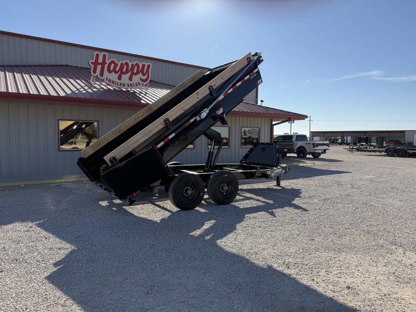 New 2026 PJ 83"x14' BP Tandem Axle Low Pro Dump w/ 24" Sides – DV