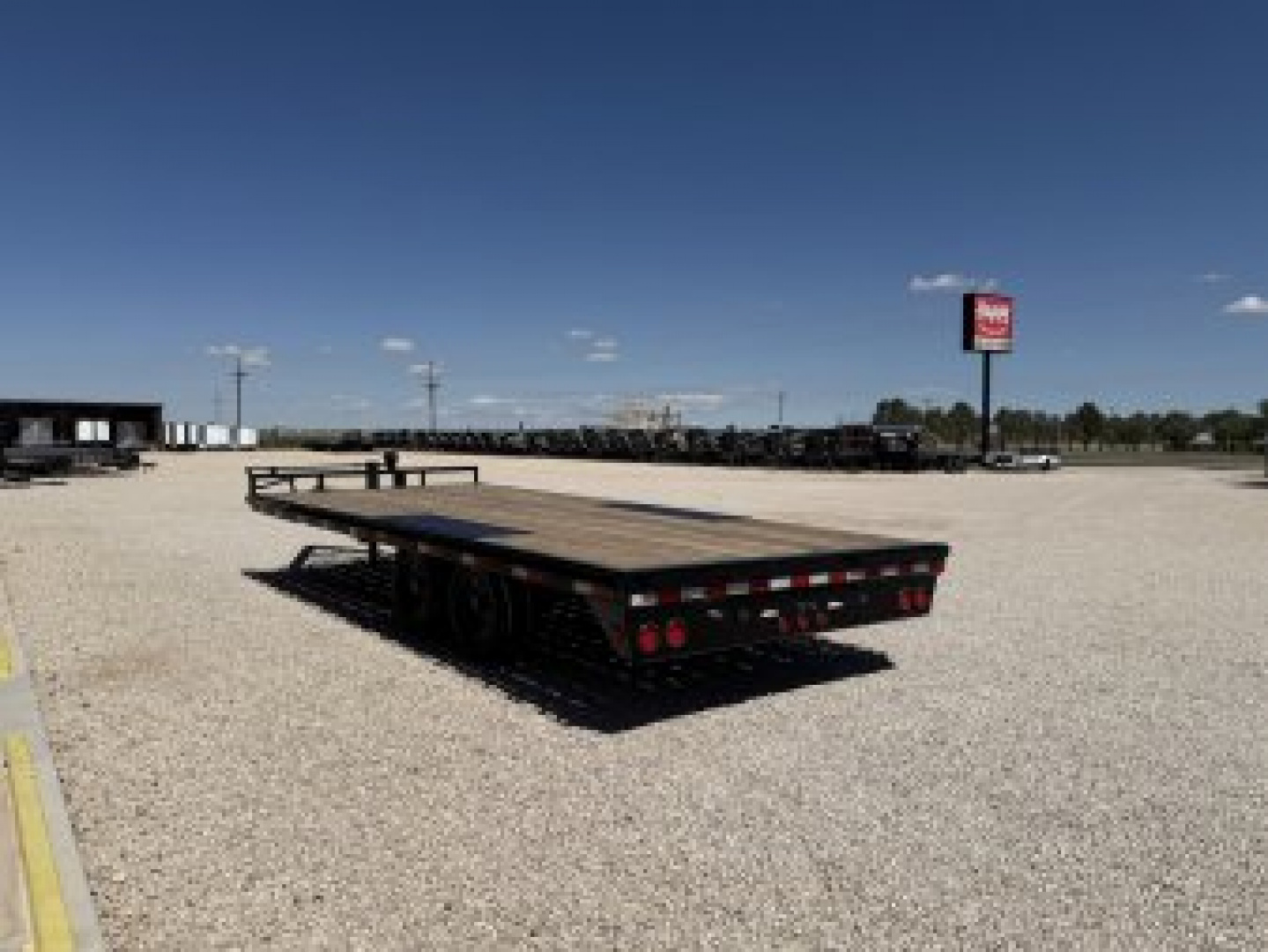 New 2026 PJ 102"x20' BP 8" I-Beam Deckover Trailer – F8