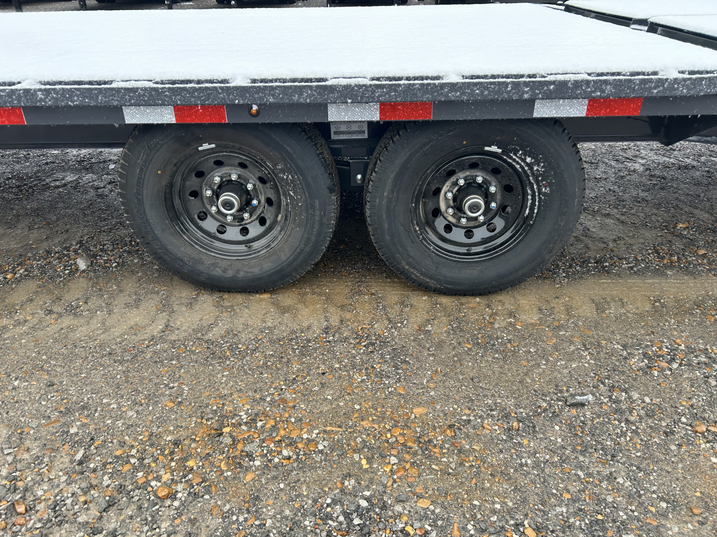 New 2026 Lamar 102" x 24' 14k Flatbed Trailer