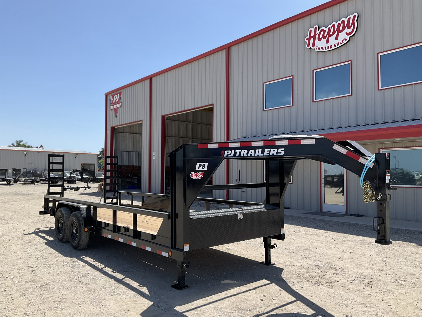 New 2026 PJ 83"x20' Gooseneck Angle Pipetop Trailer – P8