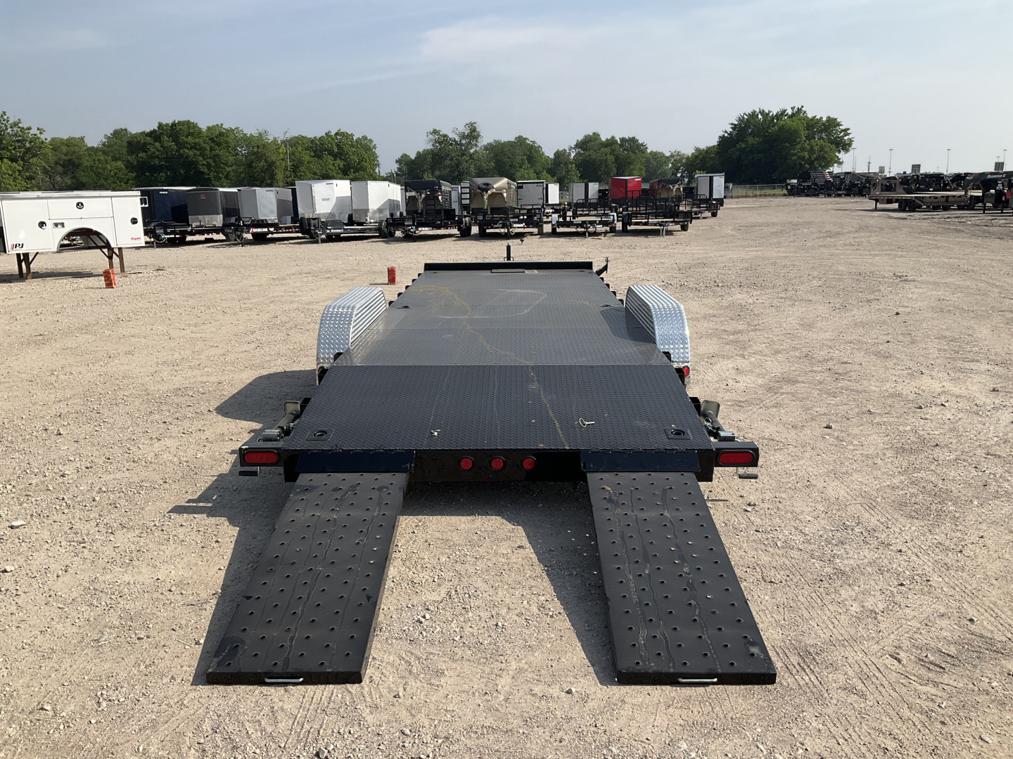 New 2026 PJ 83"x22' Steel Deck Car Hauler – CH