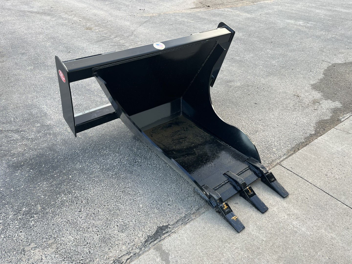 New Big Ripper Bucket - HH Fabrication