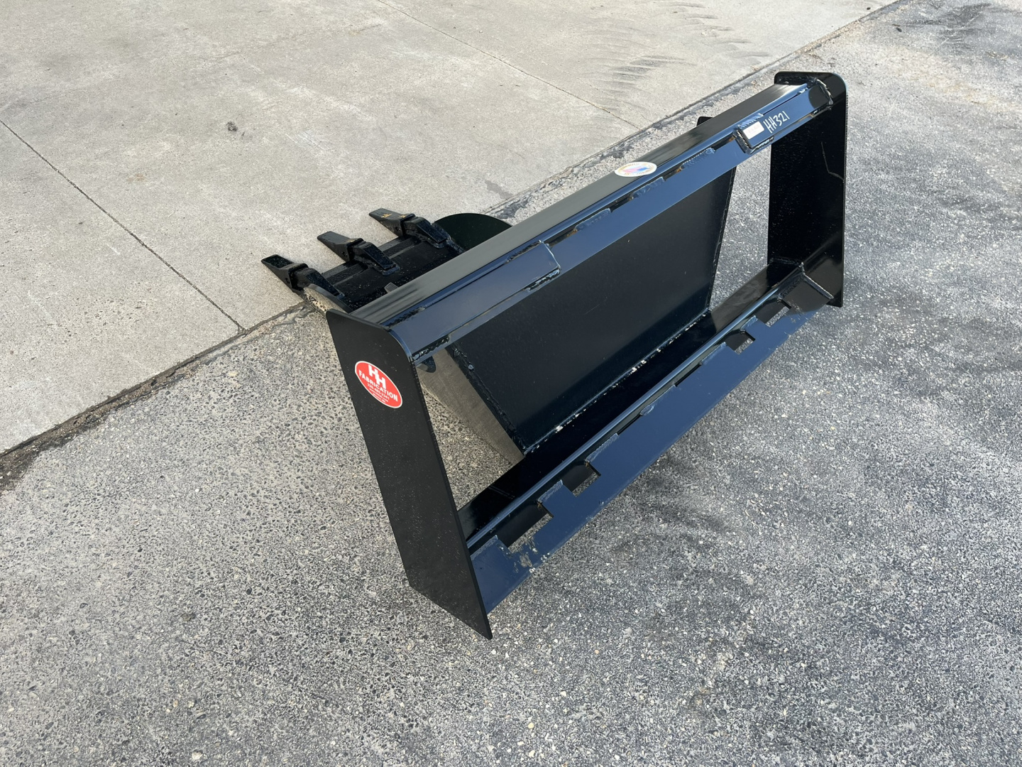 New Big Ripper Bucket - HH Fabrication