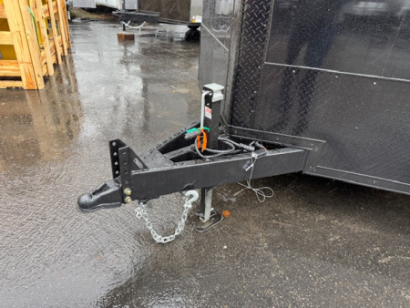 New 8.5 x 18 Look Element Se V-Nose Auto Hauler Blackout Package 10k / Enclosed Car Trailer