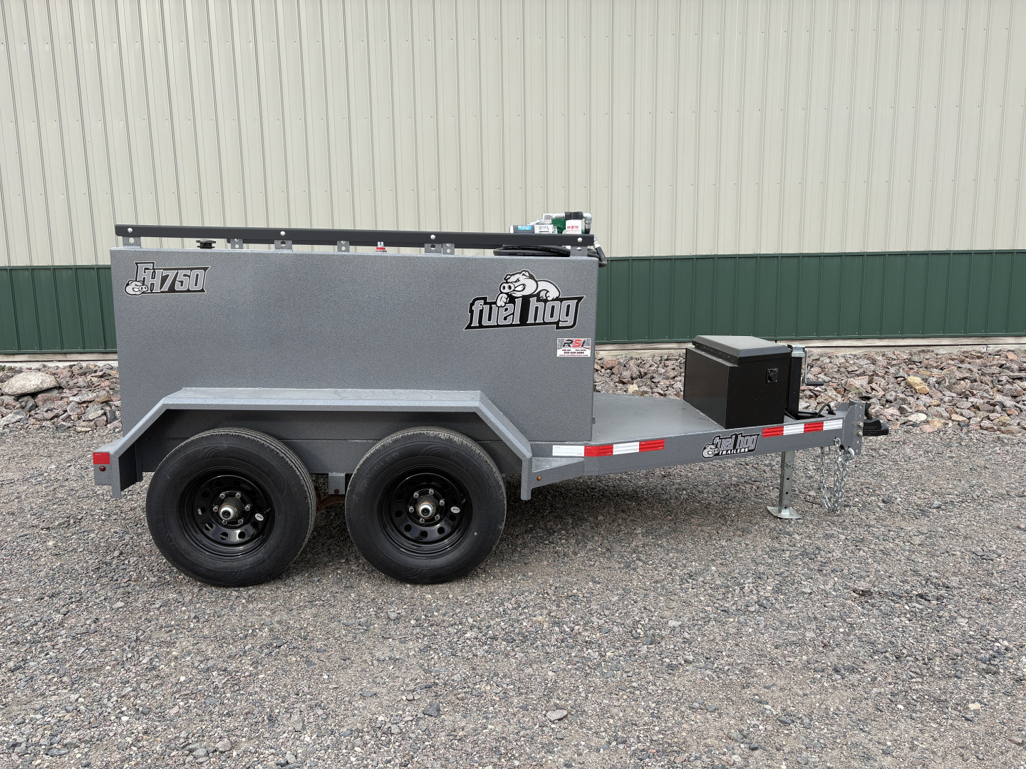 New 750 Gallon Fuel Hog - Fuel Trailer