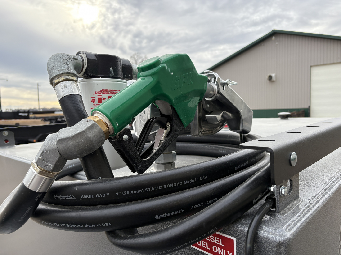 New 750 Gallon Fuel Hog - Fuel Trailer