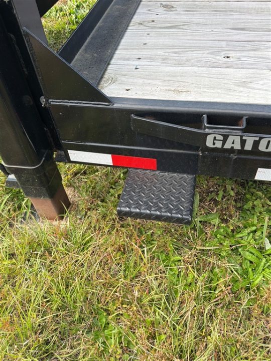 Used 2022 Gatormade 18+3 Aardvark 16k
