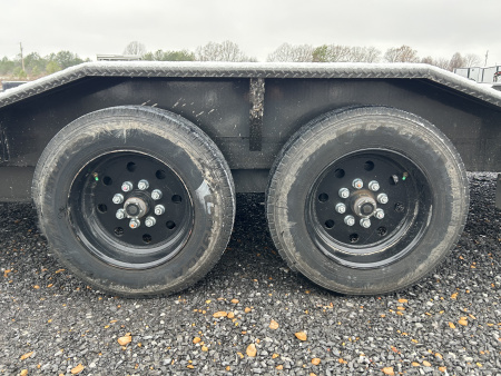 Used 2023 MAXXD 102"x24' 16k Gravity Tilt Gooseneck Trailer