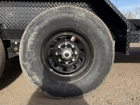 New 2026 Load Trail 7-HD22 I-Beam Equipment Hauler W/ Max Ramps 14ply Tires 14K GVWR