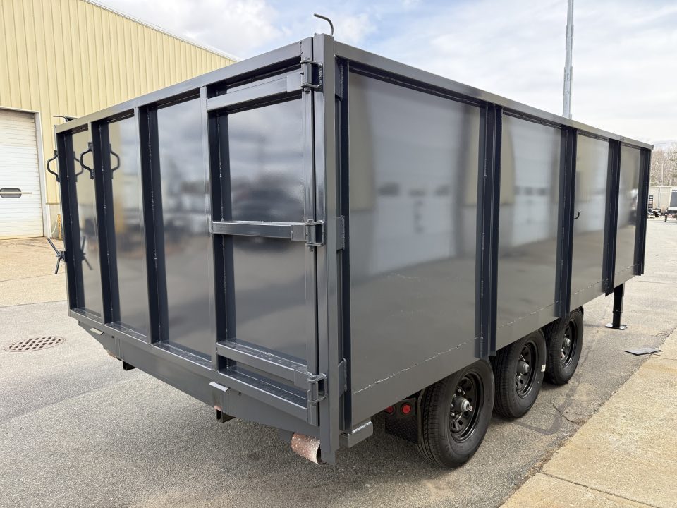 New 2025 Load Trail 16' Triaxle Roll Off / (2) 19 Yard Tubs