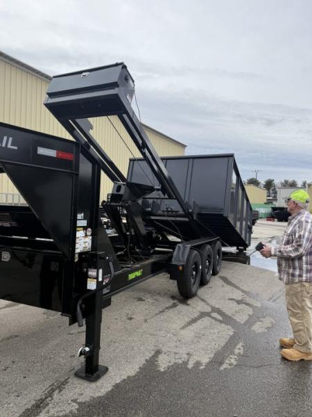 New 2025 Load Trail 16' Triaxle Roll Off / (2) 19 Yard Tubs