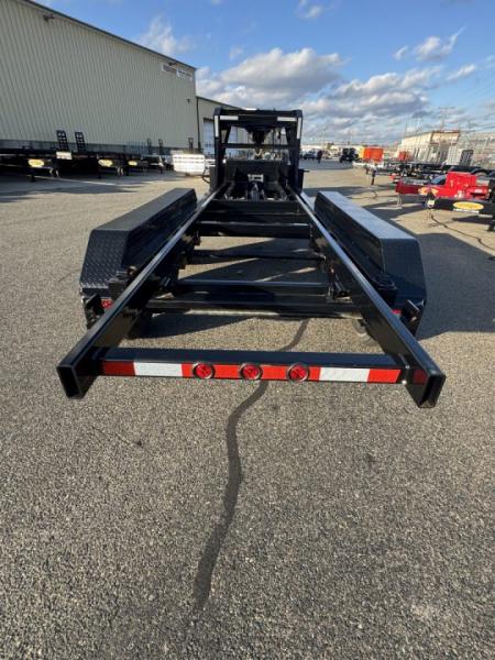 New 2026 Load Trail 16' Triaxle Rollster Trailer Only
