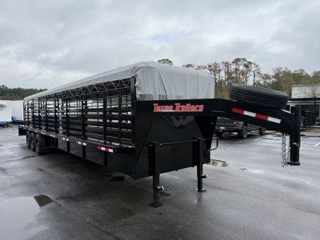 New ST3621G TEXAS TRAILERS 36' GOOSENECK STOCK TRAILER W/ TRIPLE AXLES, LRG TIRES, & LED LOAD LIGHTS