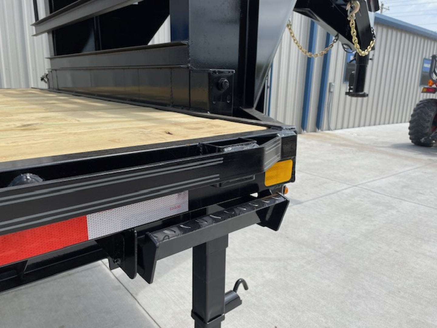 New 2026 DAVIDSON (20+5) 102X25 GOOSENECK EQUIP TRAILER, 8000lb AXLES, GVWR 16,000lbs