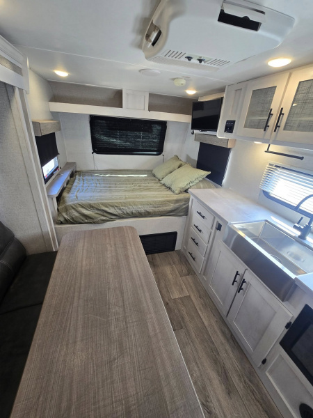 Used 2021 Coleman Rubicon 1608RB Travel Trailer