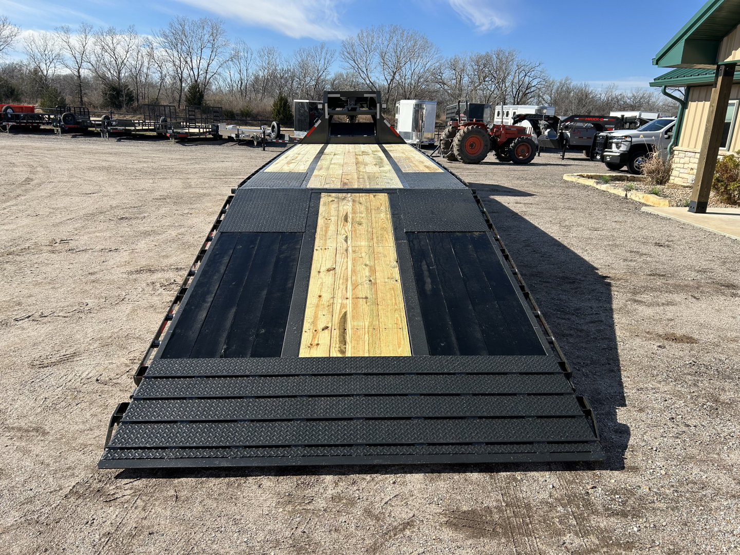 New 2026 MAXX-D YDX 102"X34' Flatbed Trailer