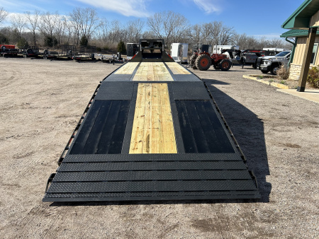 New 2026 MAXX-D YDX 102"X34' Flatbed Trailer