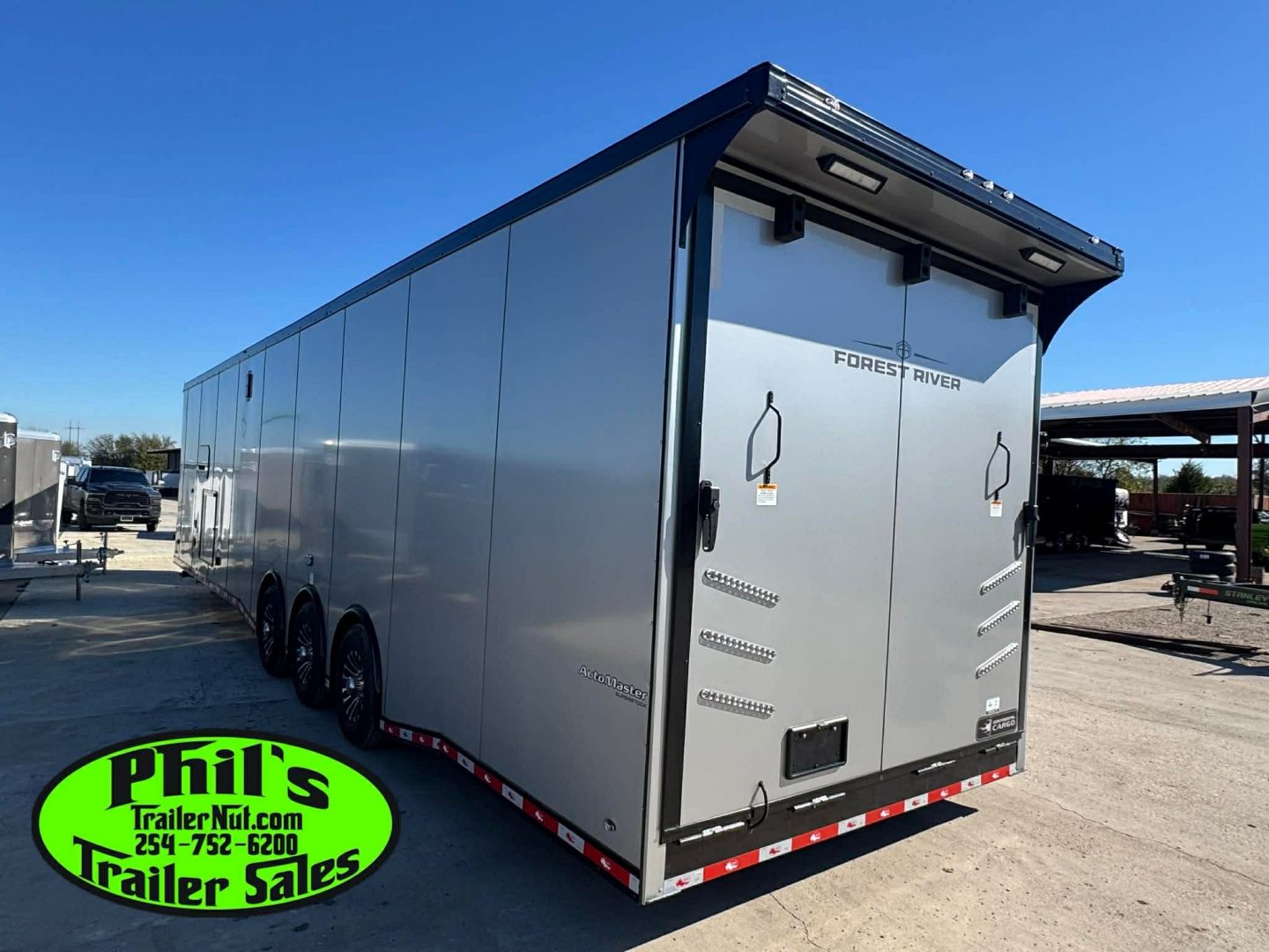New Continental Cargo NEW 85X44 ENCLOSED CAR RACE TRAILER BATHROOM CAR HAULER CARGO Car / Racing Trailer