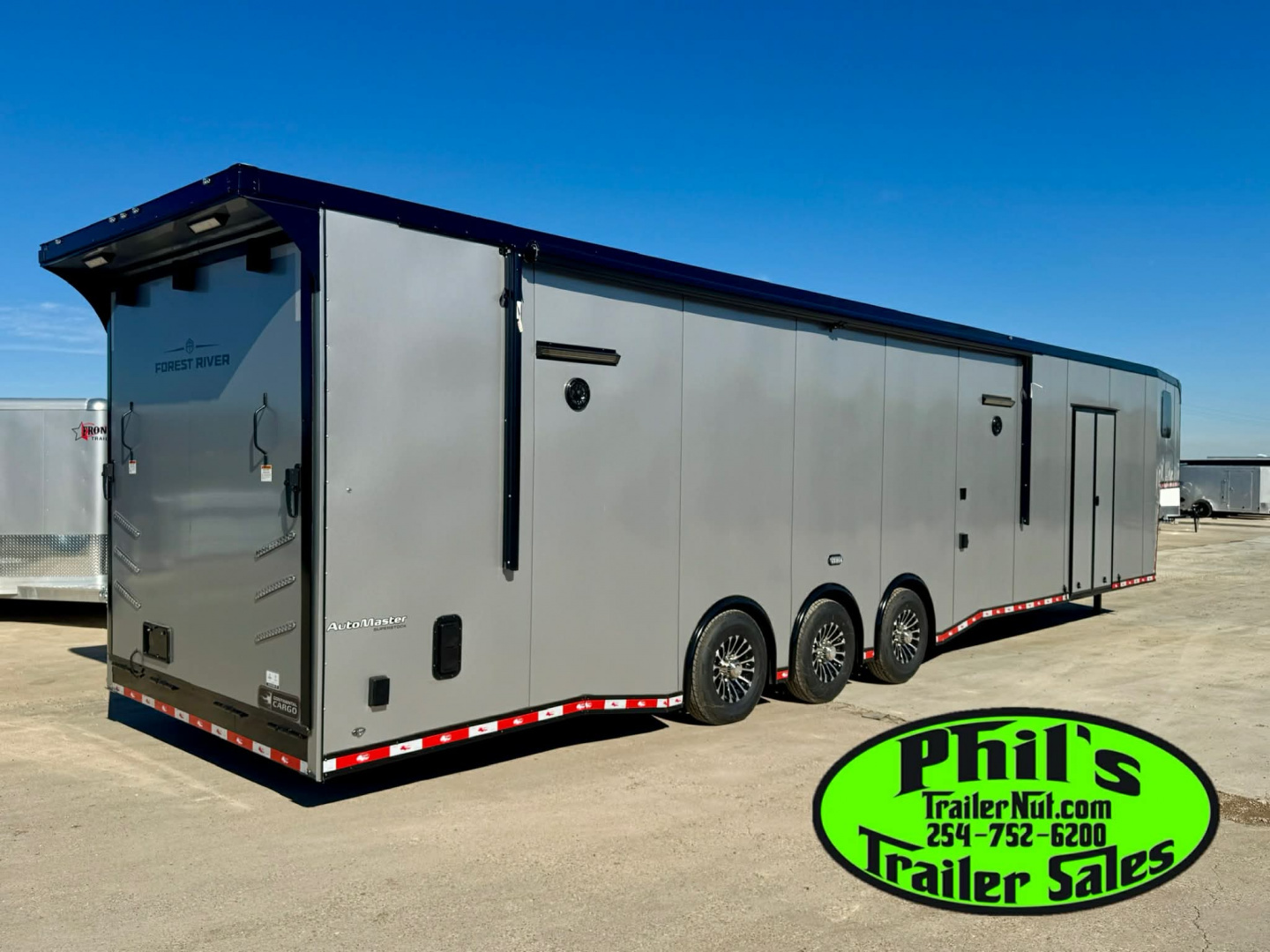 New Continental Cargo NEW 85X44 ENCLOSED CAR RACE TRAILER BATHROOM CAR HAULER CARGO Car / Racing Trailer