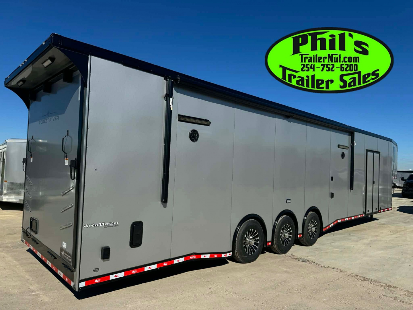 New Continental Cargo NEW 85X44 ENCLOSED CAR RACE TRAILER BATHROOM CAR HAULER CARGO Car / Racing Trailer