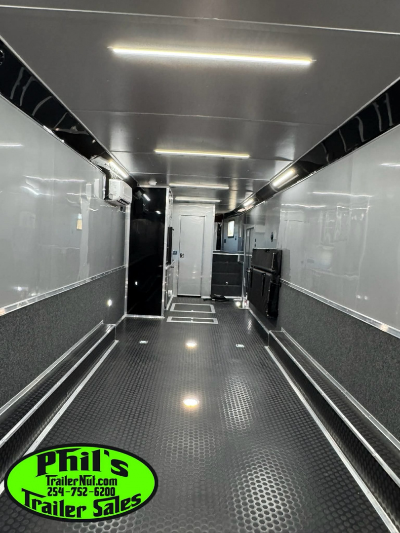 New Continental Cargo NEW 85X44 ENCLOSED CAR RACE TRAILER BATHROOM CAR HAULER CARGO Car / Racing Trailer