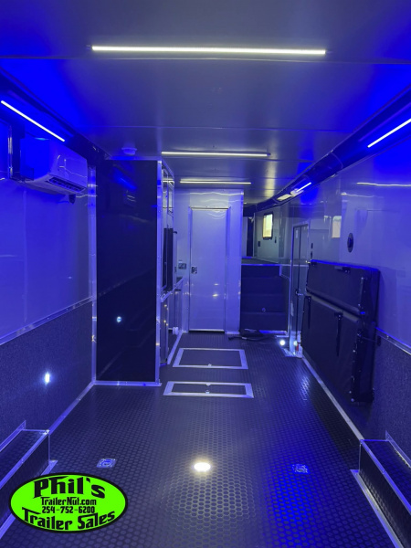 New Continental Cargo NEW 85X44 ENCLOSED CAR RACE TRAILER BATHROOM CAR HAULER CARGO Car / Racing Trailer