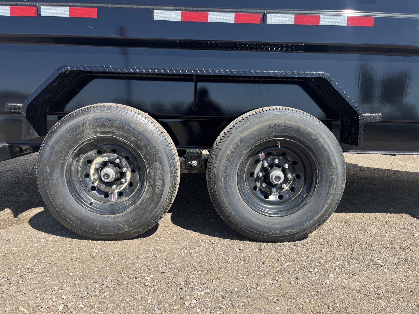 New 2026 PJ 83"x14' BP Tandem Axle Low Pro High Side Dump w/ 36" Sides – DM