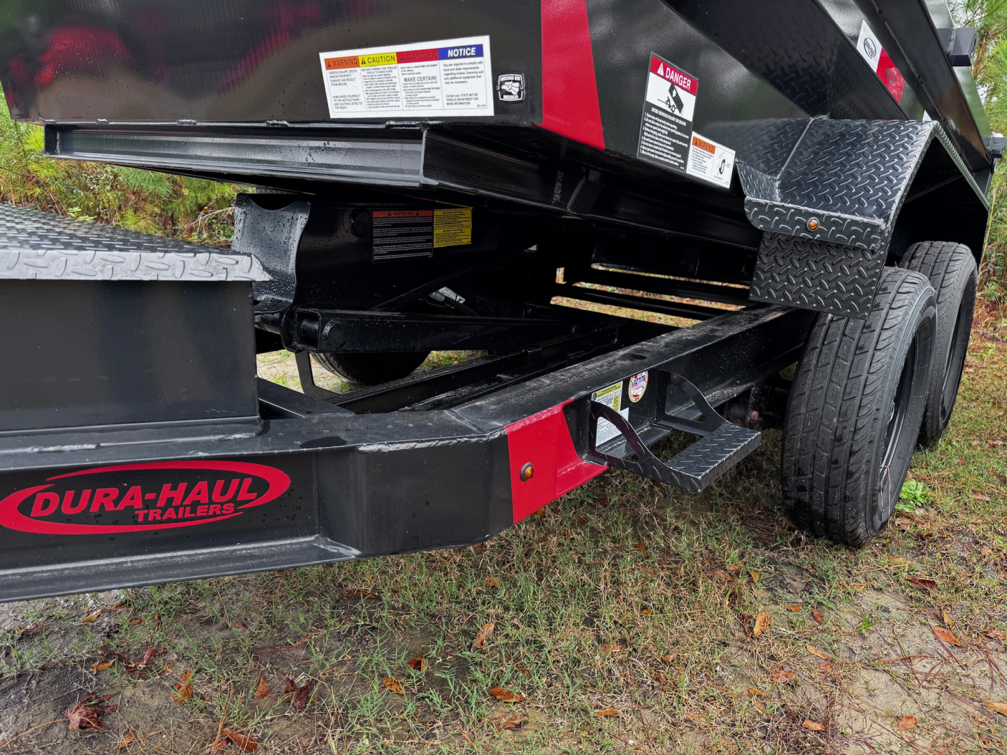 New 2025 Dura-Haul 5x10 7K Scissor Dump Trailer