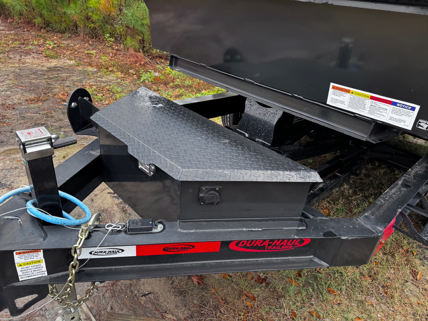 New 2025 Dura-Haul 5x10 7K Scissor Dump Trailer