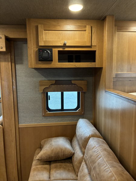 New 2026 SMC 3H 13' LQ Horse Trailer